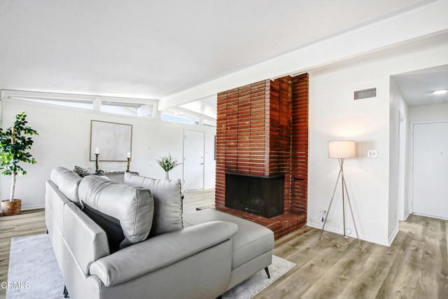 5273 Greenbrier Drive, Riverside, CA 92504