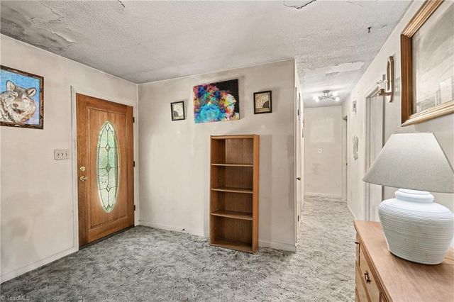 3932 Yokley Street, Winston-salem, NC 27107