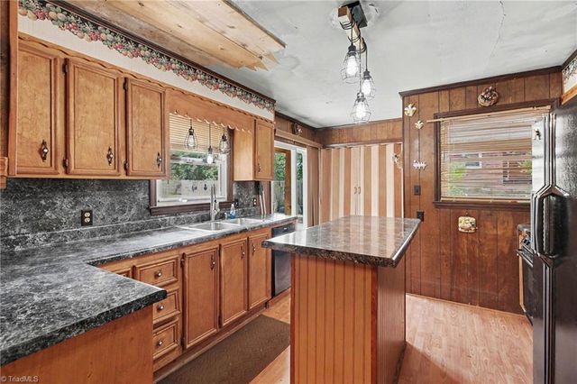 3932 Yokley Street, Winston-salem, NC 27107