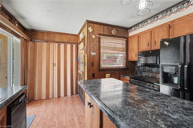 3932 Yokley Street, Winston-salem, NC 27107