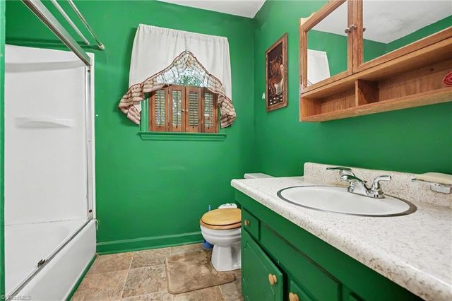 3932 Yokley Street, Winston-salem, NC 27107