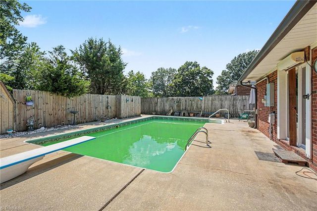 3932 Yokley Street, Winston-salem, NC 27107