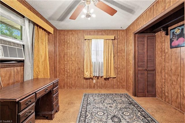 3932 Yokley Street, Winston-salem, NC 27107