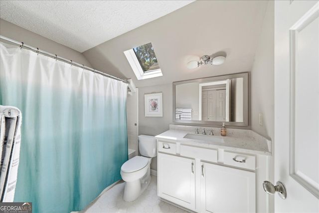 1843 Mountain Creek Drive, Stone Mountain, GA 30087
