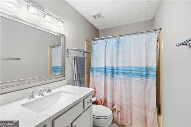 1843 Mountain Creek Drive, Stone Mountain, GA 30087