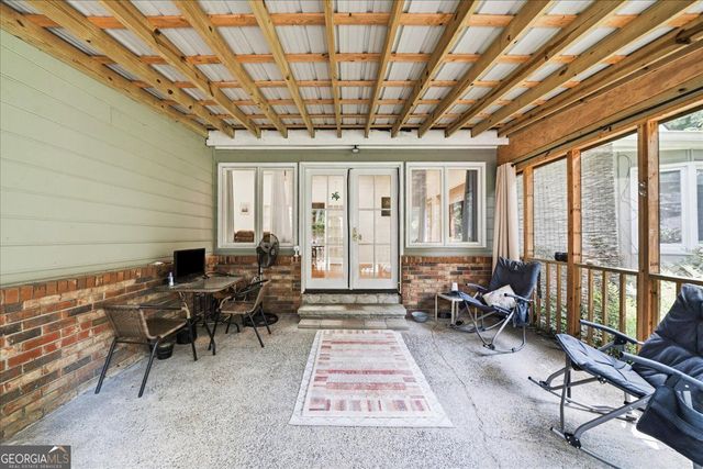 1843 Mountain Creek Drive, Stone Mountain, GA 30087