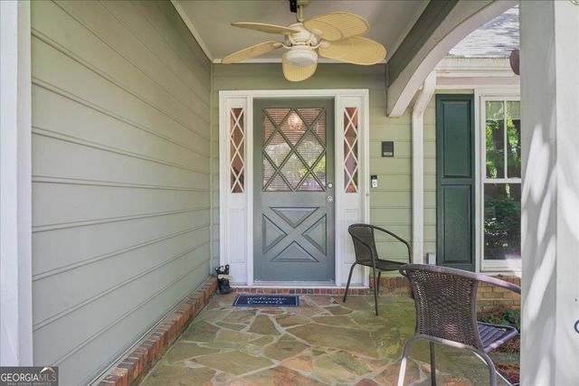 1843 Mountain Creek Drive, Stone Mountain, GA 30087