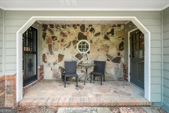 1843 Mountain Creek Drive, Stone Mountain, GA 30087