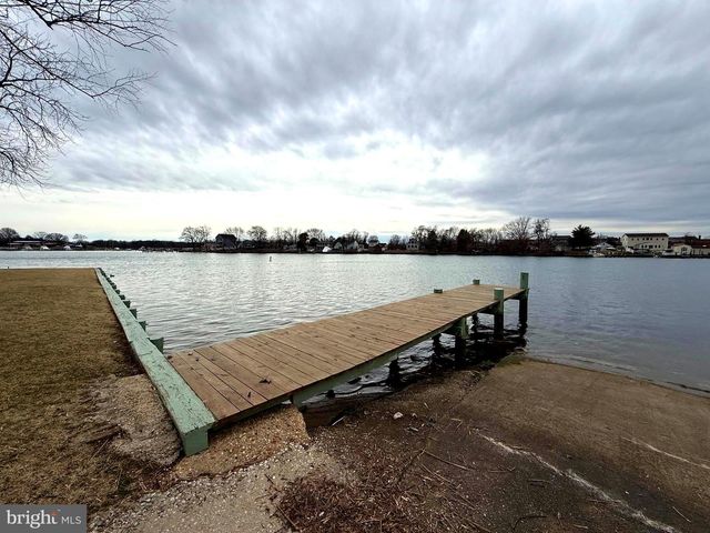 8 SEABRIGHT AVE, Baltimore, MD 21222