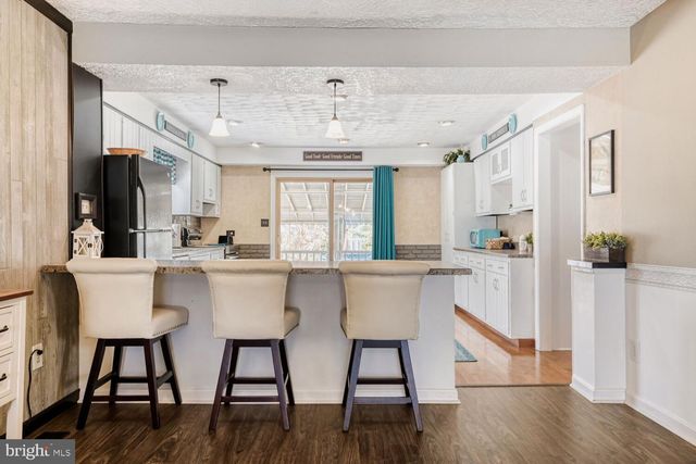 8 SEABRIGHT AVE, Baltimore, MD 21222