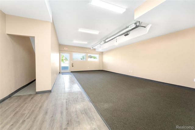 2711 Fort Street, Wyandotte, MI 48192