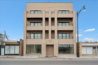 5340 N Lincoln Avenue 403, Chicago, IL 60625