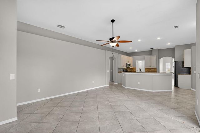 3725 HOLLOW WOOD DRIVE, Valrico, FL 33596