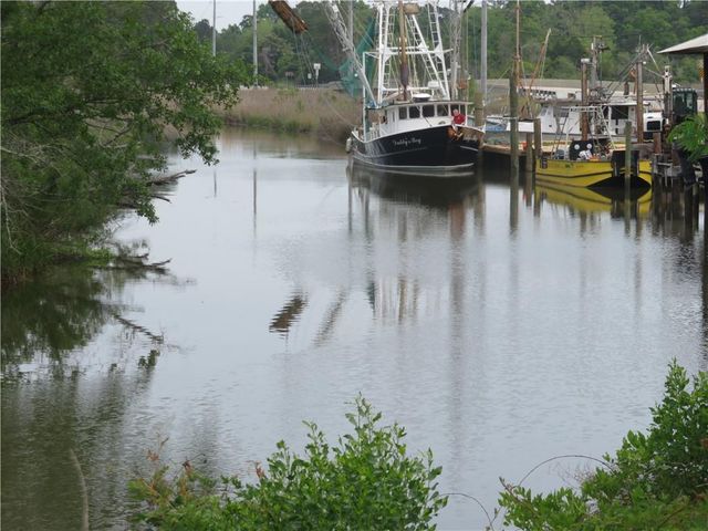 1612 Canal Road, Mobile, AL 36605