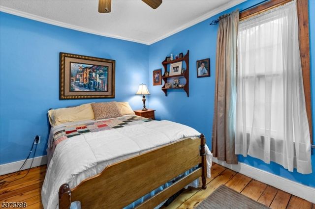 424 Hardwick St, Belvidere Twp., NJ 07823