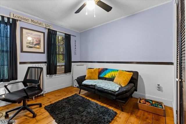 424 Hardwick St, Belvidere Twp., NJ 07823
