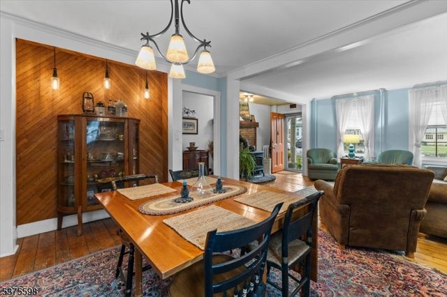 424 Hardwick St, Belvidere Twp., NJ 07823