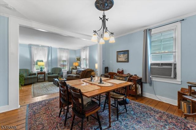 424 Hardwick St, Belvidere Twp., NJ 07823