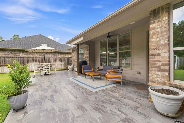 2246 Rana Park, Flint, TX 75762