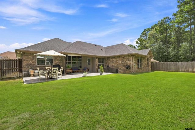 2246 Rana Park, Flint, TX 75762