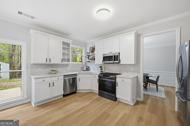 3905 Preston Oak Lane, Suwanee, GA 30024