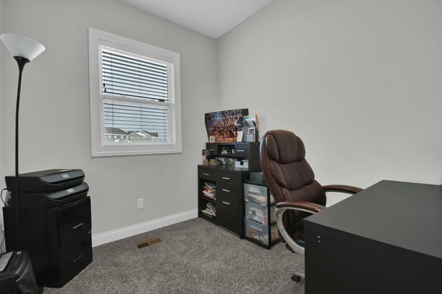 7643 Norman Street NW, Pickerington, OH 43147