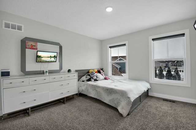 7643 Norman Street NW, Pickerington, OH 43147