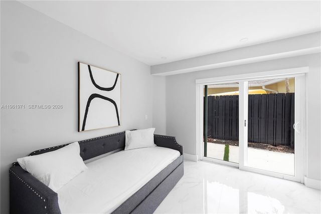 1617 SW 17th Ave, Fort Lauderdale, FL 33312