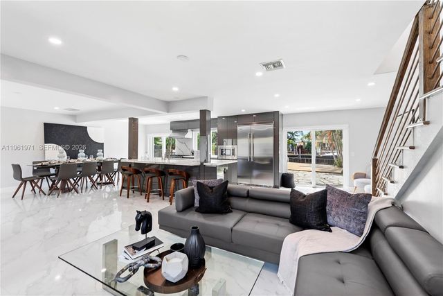 1617 SW 17th Ave, Fort Lauderdale, FL 33312