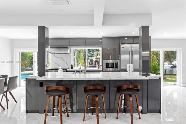 1617 SW 17th Ave, Fort Lauderdale, FL 33312