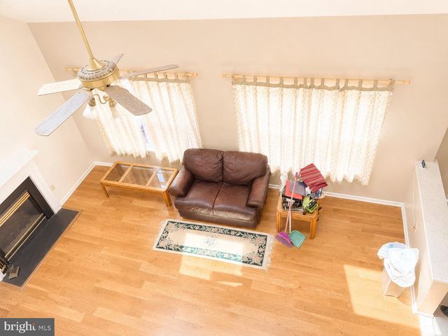 4037 RUNNYMEAD DR, Collegeville, PA 19426