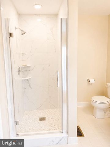 4037 RUNNYMEAD DR, Collegeville, PA 19426