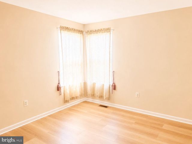 4037 RUNNYMEAD DR, Collegeville, PA 19426