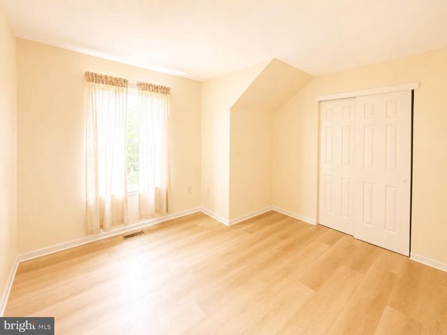 4037 RUNNYMEAD DR, Collegeville, PA 19426