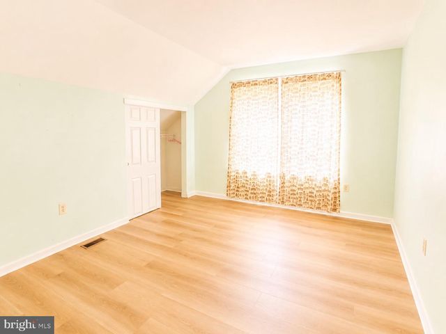 4037 RUNNYMEAD DR, Collegeville, PA 19426