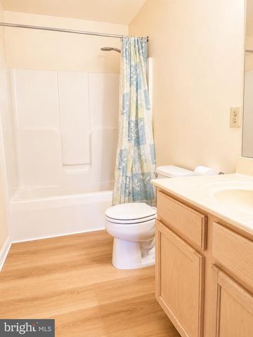 4037 RUNNYMEAD DR, Collegeville, PA 19426
