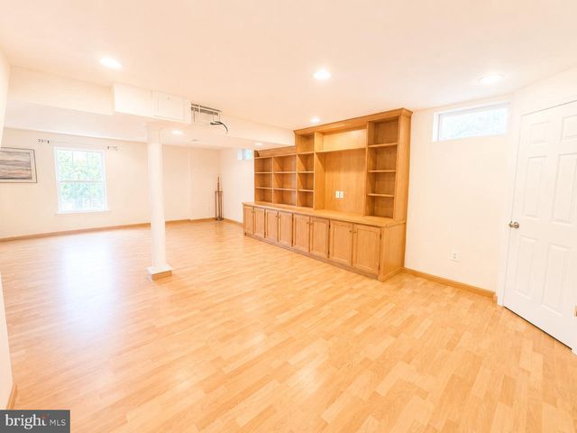 4037 RUNNYMEAD DR, Collegeville, PA 19426