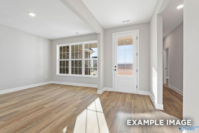 125 Sniper Street, Toney, AL 35773