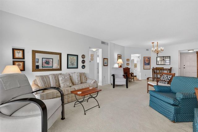 1200 N SHORE DRIVE NE 201 furnished, St Petersburg, FL 33701