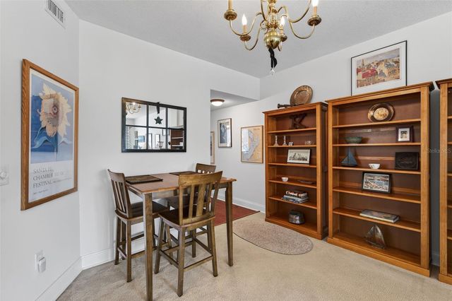 1200 N SHORE DRIVE NE 201 furnished, St Petersburg, FL 33701