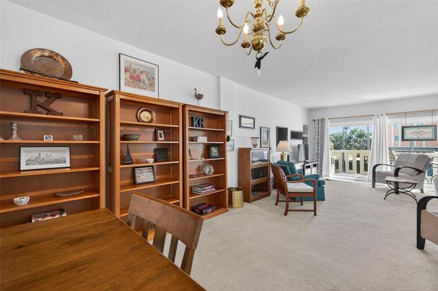 1200 N SHORE DRIVE NE 201 furnished, St Petersburg, FL 33701