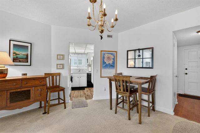 1200 N SHORE DRIVE NE 201 furnished, St Petersburg, FL 33701