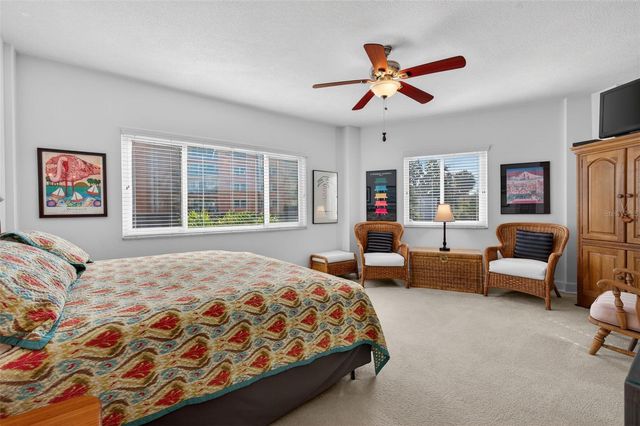 1200 N SHORE DRIVE NE 201 furnished, St Petersburg, FL 33701