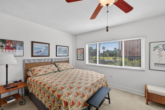 1200 N SHORE DRIVE NE 201 furnished, St Petersburg, FL 33701