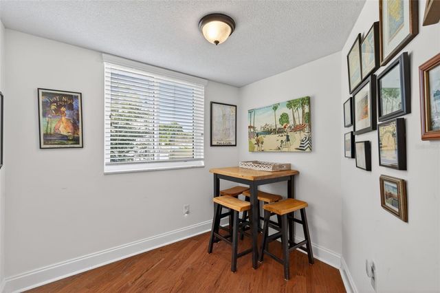 1200 N SHORE DRIVE NE 201 furnished, St Petersburg, FL 33701