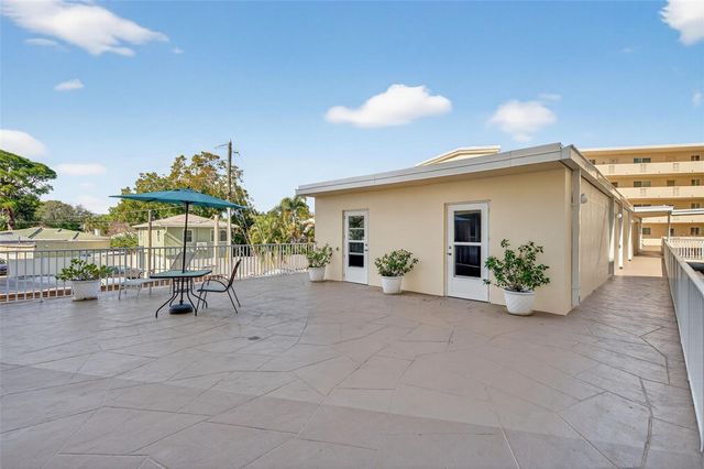 1200 N SHORE DRIVE NE 201 furnished, St Petersburg, FL 33701