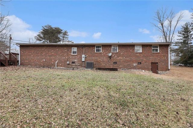 223 W Matthews Street, Stoneville, NC 27048