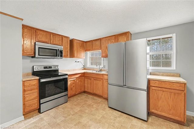 223 W Matthews Street, Stoneville, NC 27048