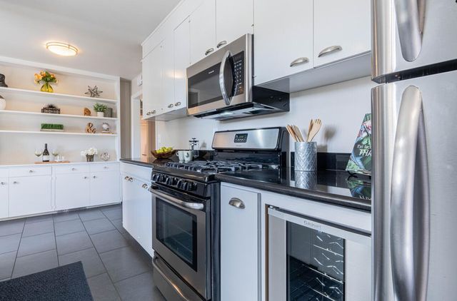 89 Via Descanso, Monterey, CA 93940