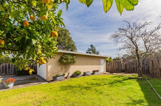 89 Via Descanso, Monterey, CA 93940